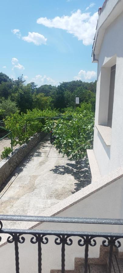 Apartmani Am Крк Экстерьер фото
