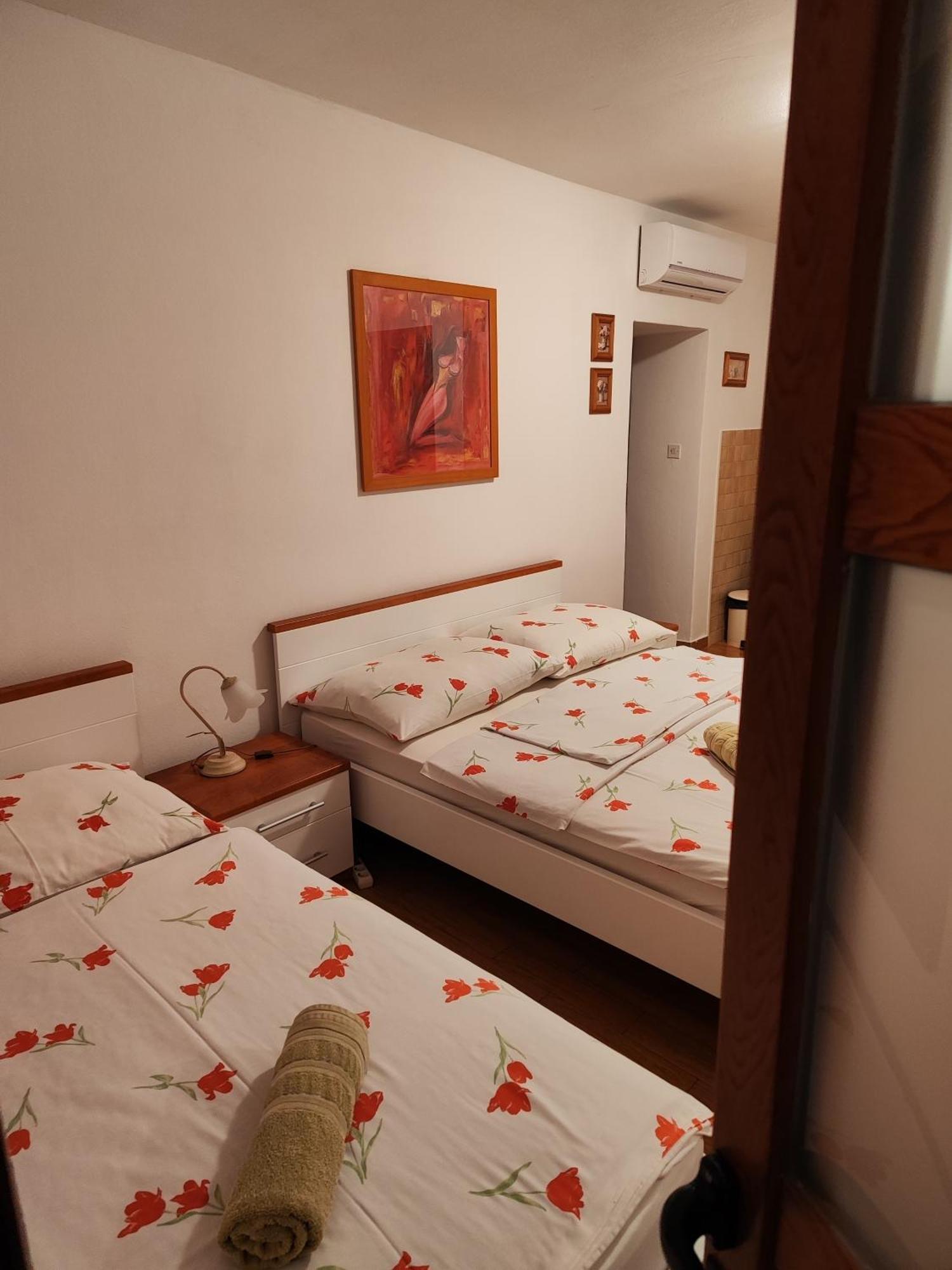 Apartmani Am Крк Экстерьер фото